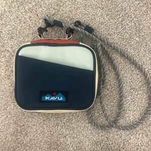 KAVU Navy and Cream Belt Bag